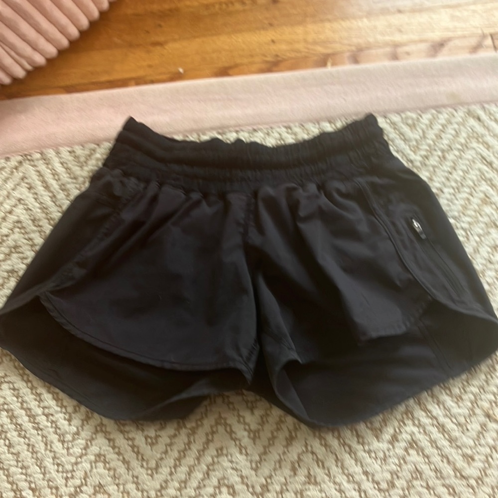 Used black lululemon speed ups